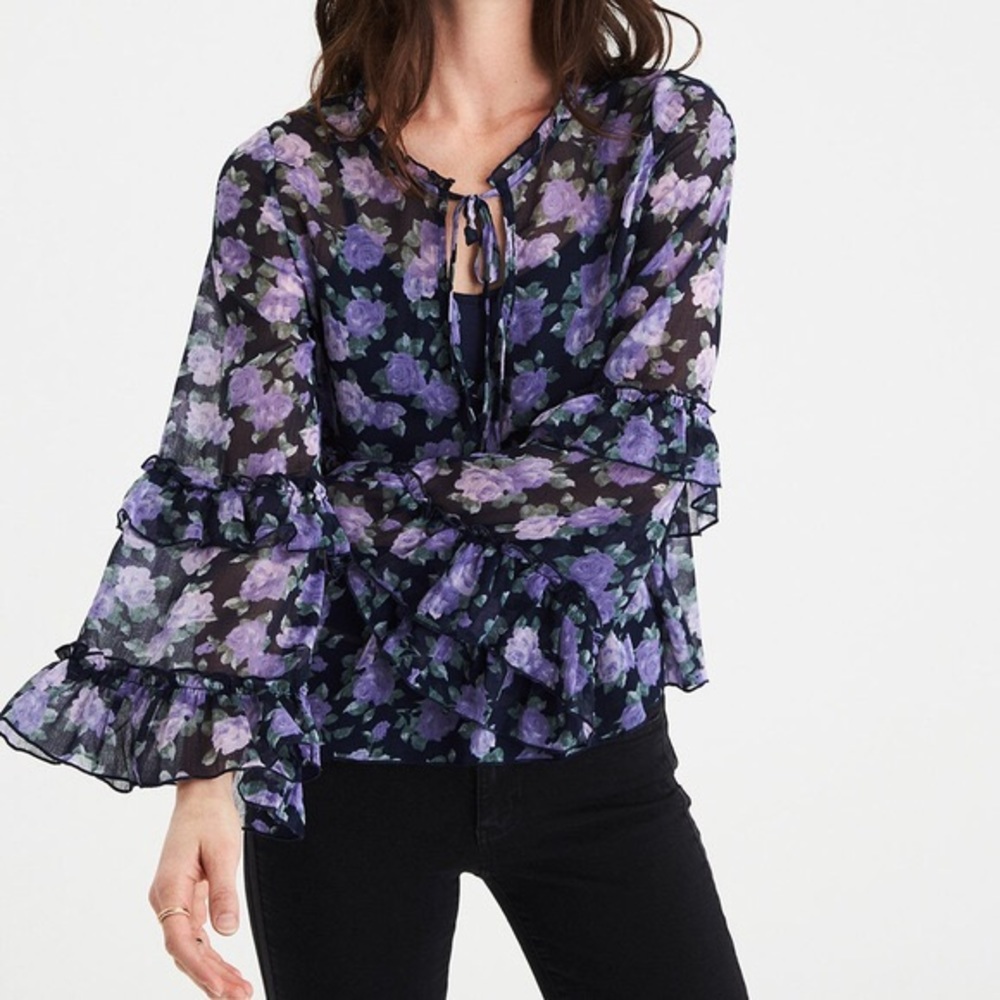 NWT American Eagle Outfitters Floral Bell Sleeve